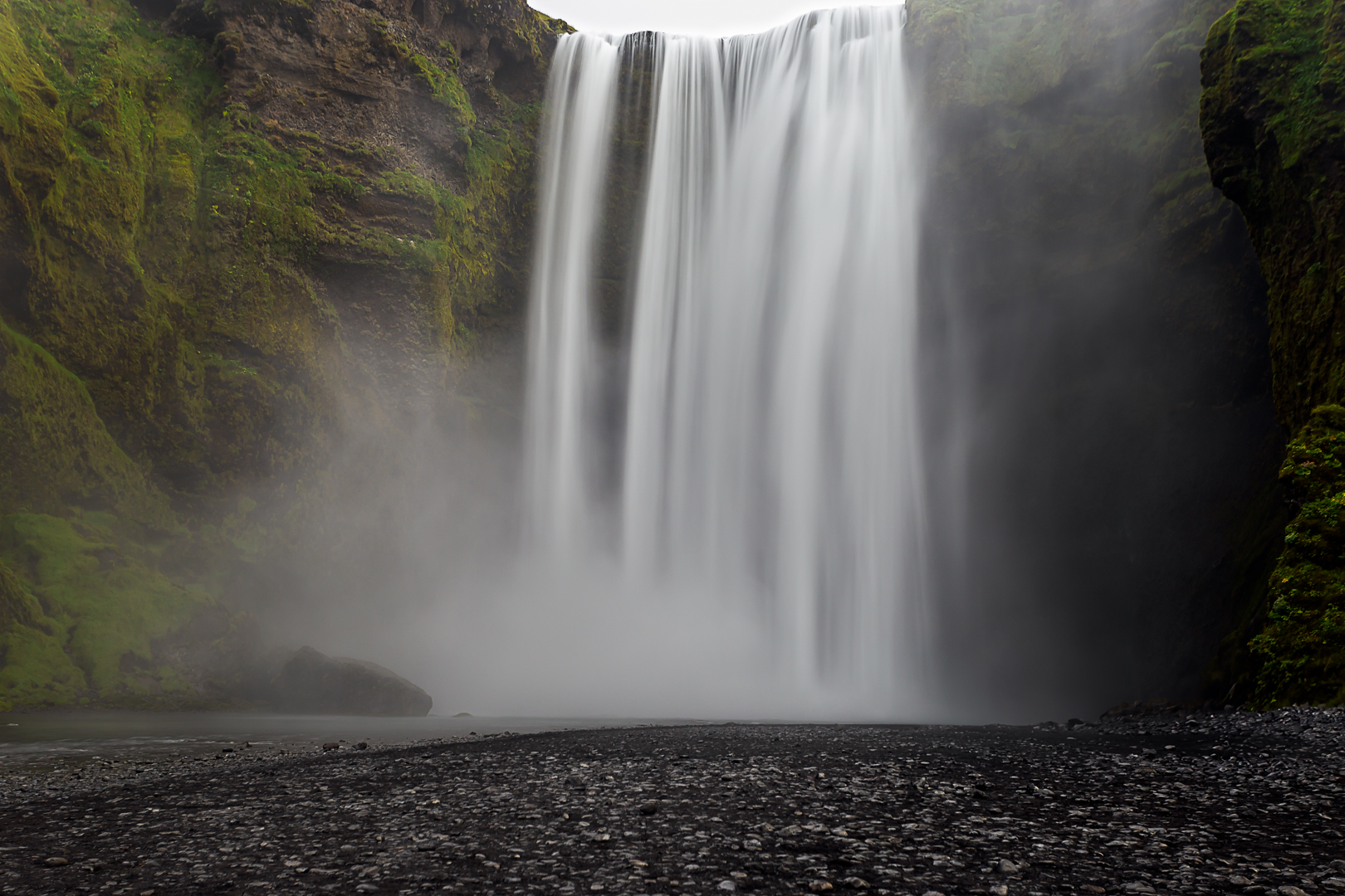 waterval ijsland-