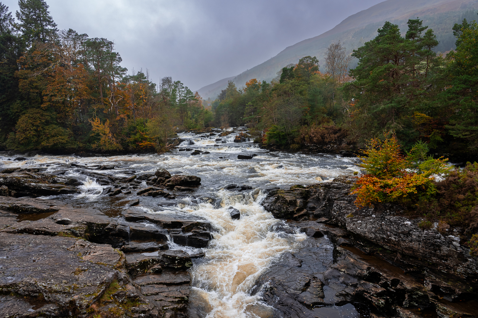 Falls of Dochart, Schotland, Deel de Natuur, Loes Belovics