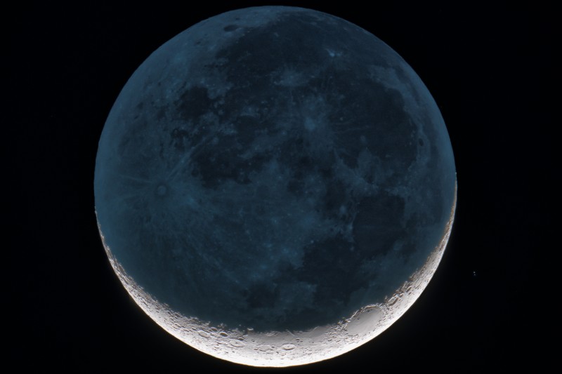 In het licht van de aarde